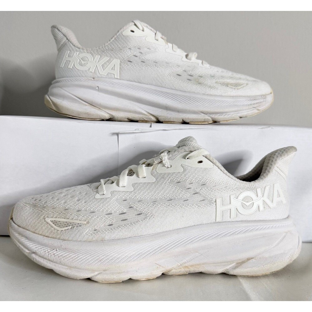 Hoka One One Clifton 9 Women's  Size 8.5B